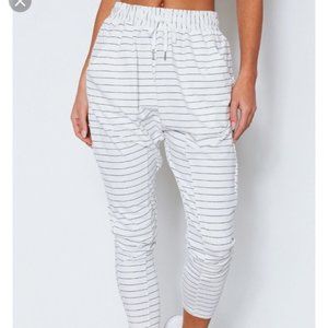 Sarah’s day crotch pants